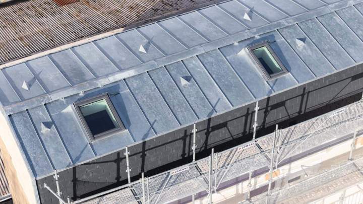 Installation toit zinc