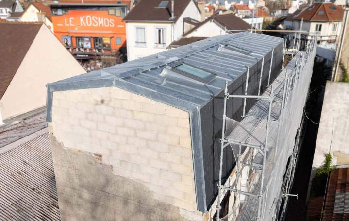 Pose de toit et étanchéité zinc